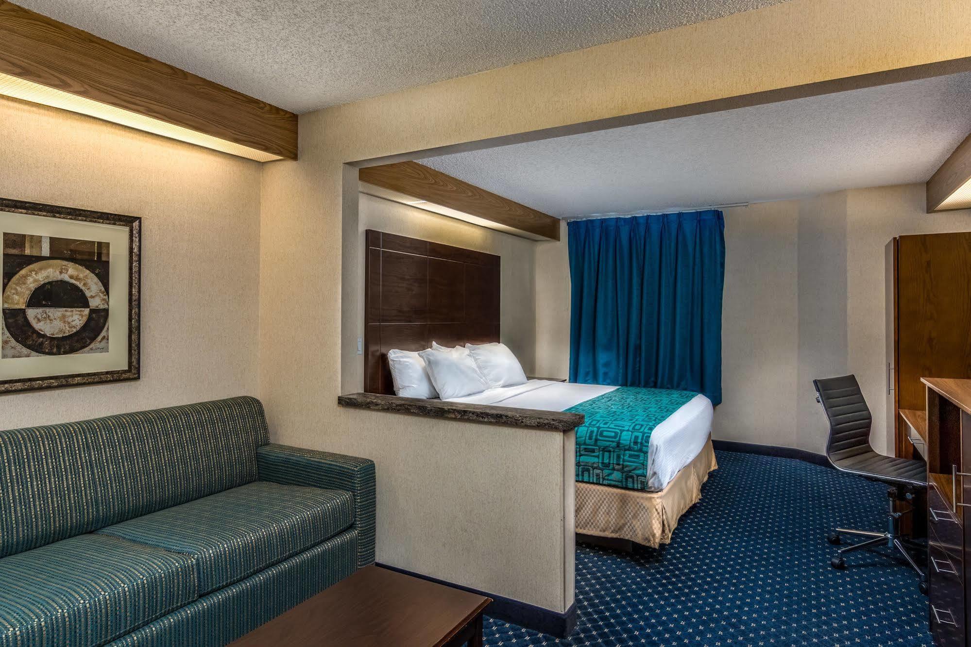 Howard Johnson By Wyndham Vancouver Hotel & Suites Exterior foto